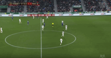 湖人险胜步行者！老詹绝杀，东契奇发力，3配角齐爆，里弗斯瑕疵